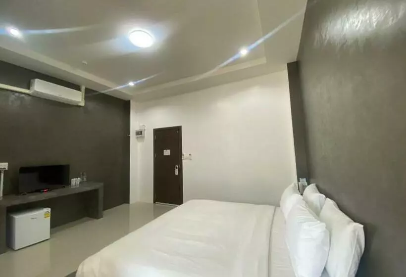 22 Twenty Two Hotel ทะเวนตี้ ทู โฮเทล