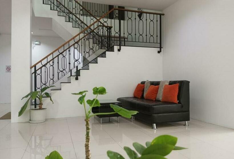 22 Twenty Two Hotel ทะเวนตี้ ทู โฮเทล