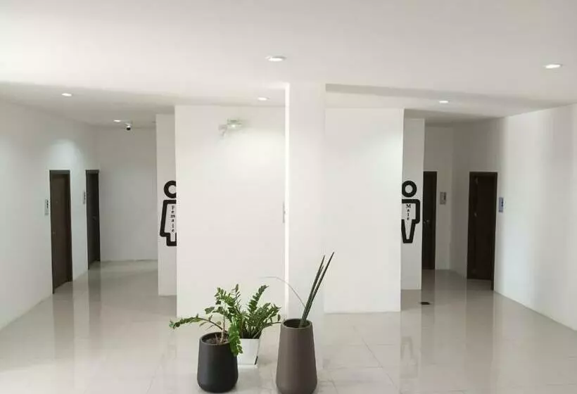 22 Twenty Two Hotel ทะเวนตี้ ทู โฮเทล