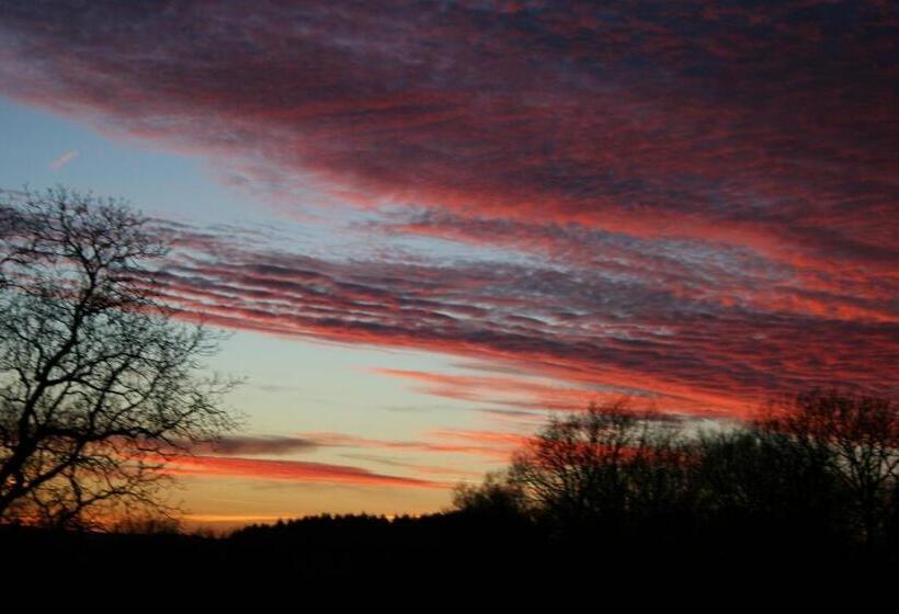 ベッドアンドブレックファースト Chambres D Hôtes La Landre