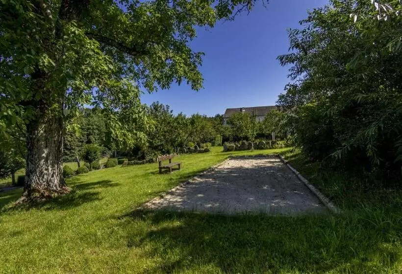 Aamiaismajoitus (B&B) Chambres D Hôtes La Landre