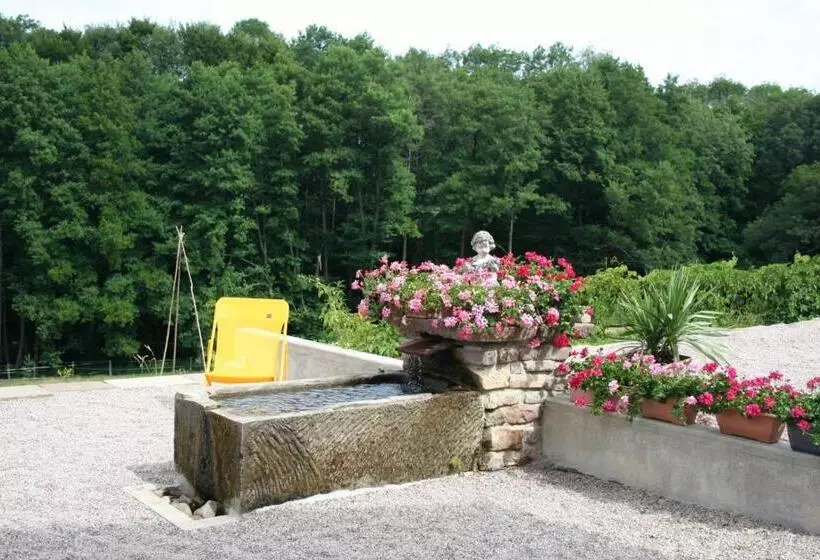 Aamiaismajoitus (B&B) Chambres D Hôtes La Landre