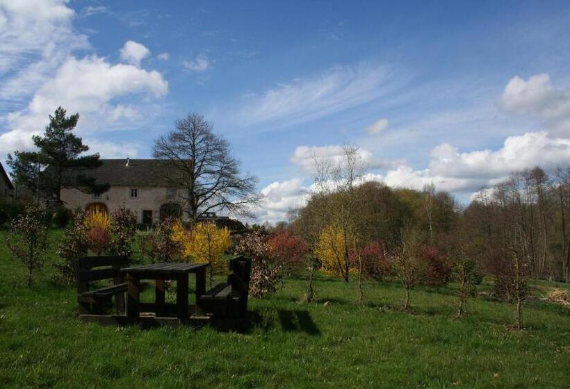 ベッドアンドブレックファースト Chambres D Hôtes La Landre