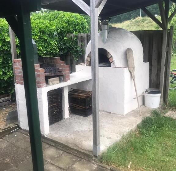 민박 De Oude Schuur