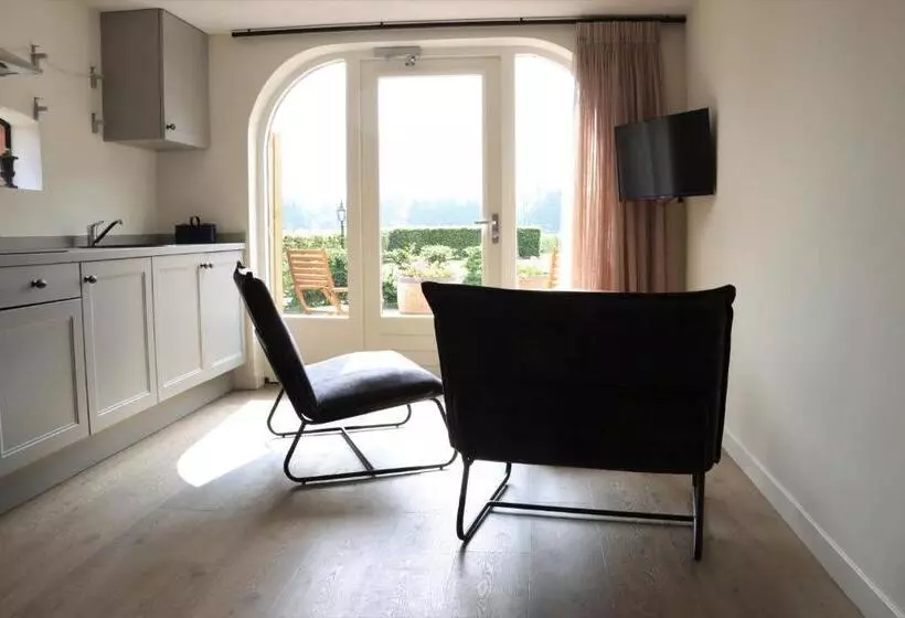 ベッドアンドブレックファースト Doezumertocht