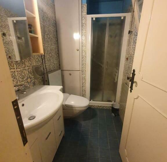 Bed and Breakfast Golden Hill Big Rooms With Kitchen And Garden