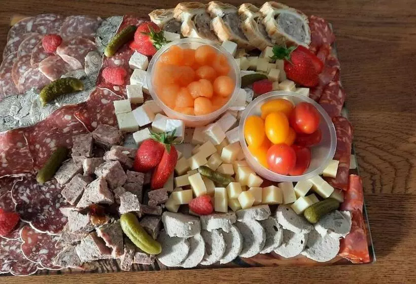 ベッドアンドブレックファースト Le Moulin D Harcy