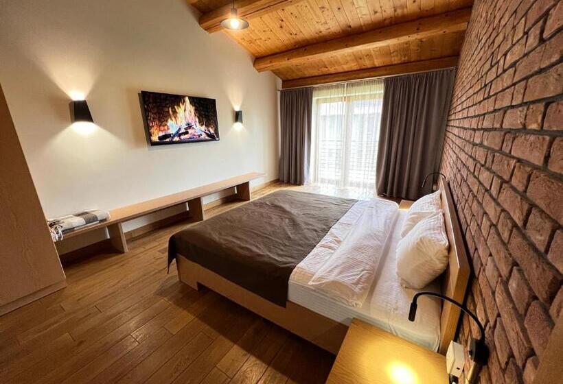 בית מלון כפרי Eden Resort