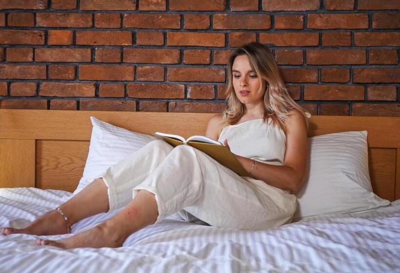 בית מלון כפרי Eden Resort