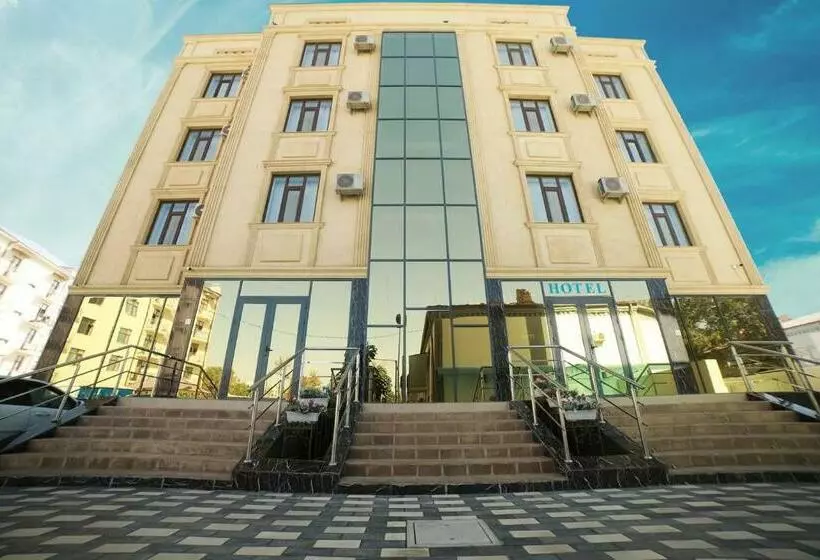 ホテル Gold Palace