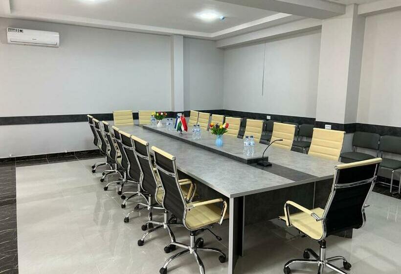 בית מלון כפרי Gold Palace