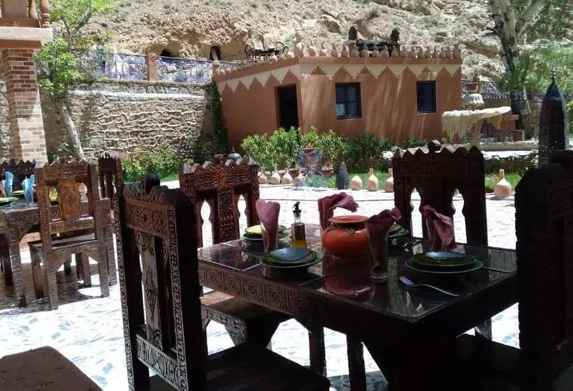 Hotelli Hôtel Berbère De La Montagne