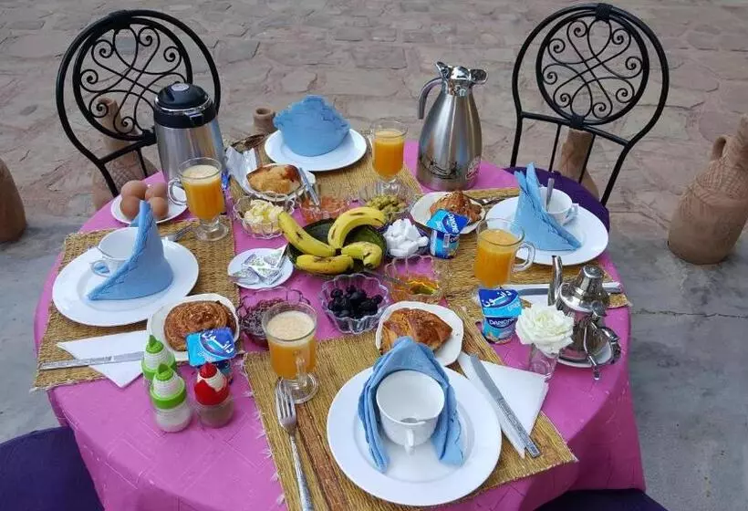 Hotelli Hôtel Berbère De La Montagne