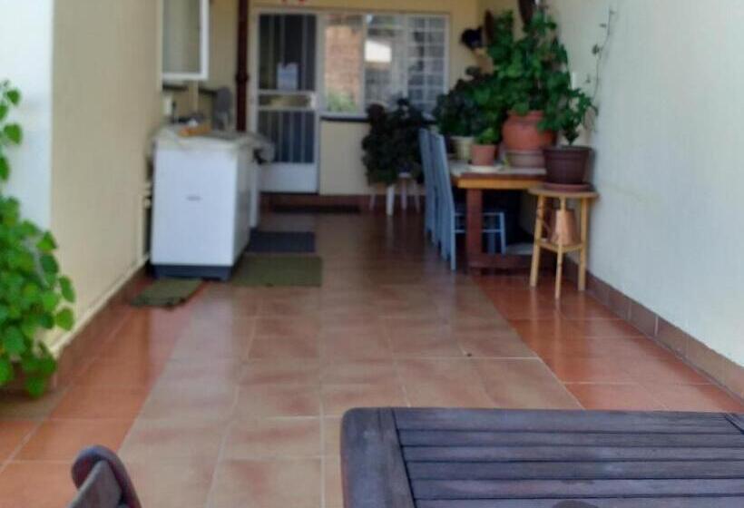 Hotel Kwa Dlamathe Guesthouse