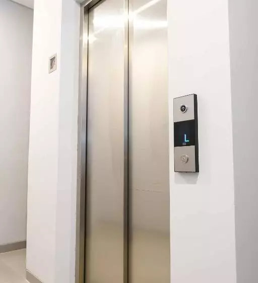 ホテル M Cabin Karawaci