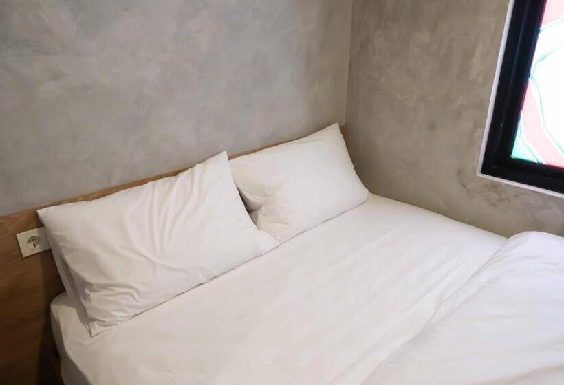 ホテル M Cabin Karawaci