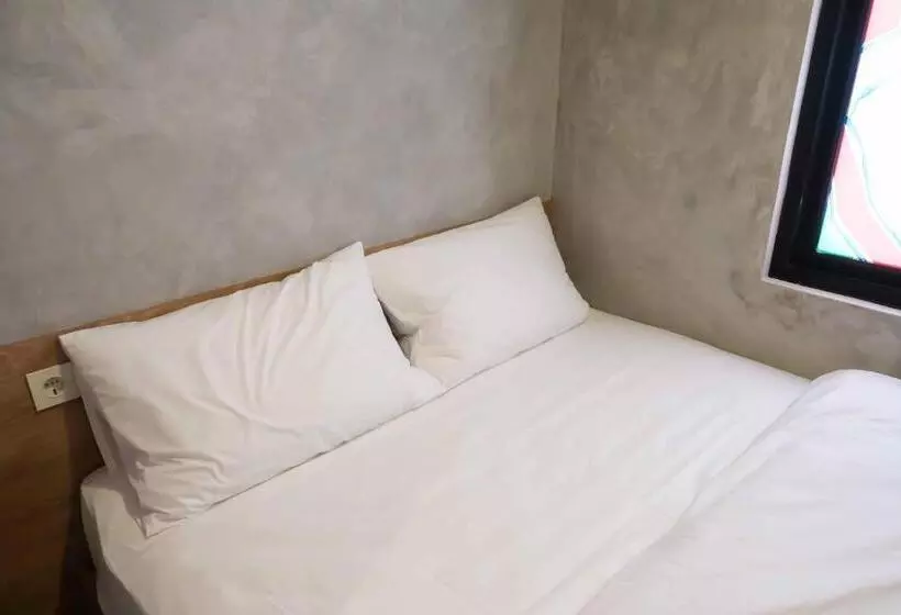 ホテル M Cabin Karawaci