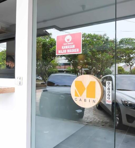 ホテル M Cabin Karawaci