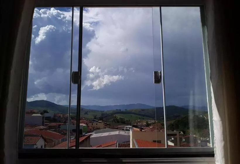 ホテル Pousada Do Gelão