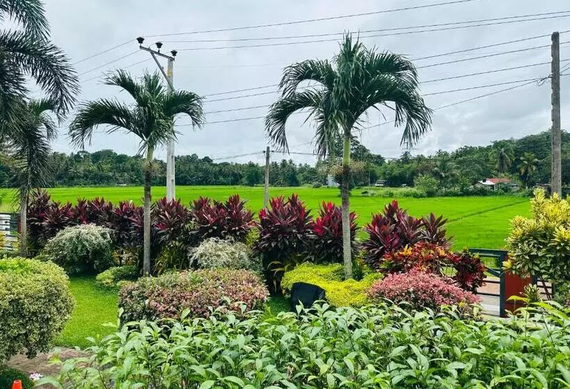 Hotelli Ruwanara Royal Majestry