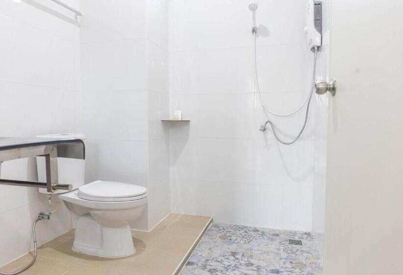 בית מלון כפרי Yaibua