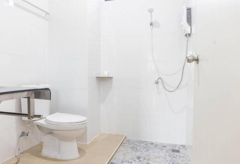 בית מלון כפרי Yaibua