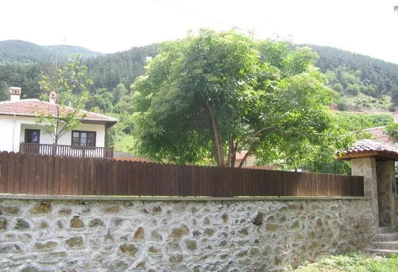 Majatalo къща за гости марияна