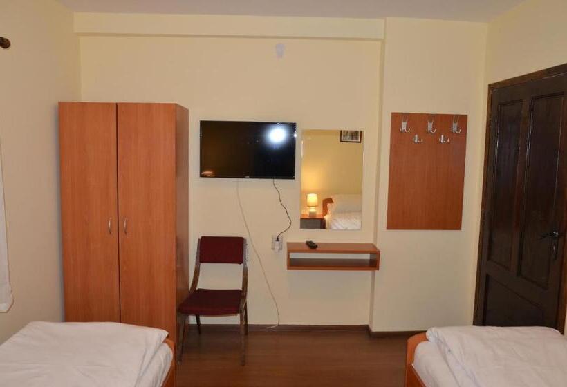 ペンション къща за гости марияна