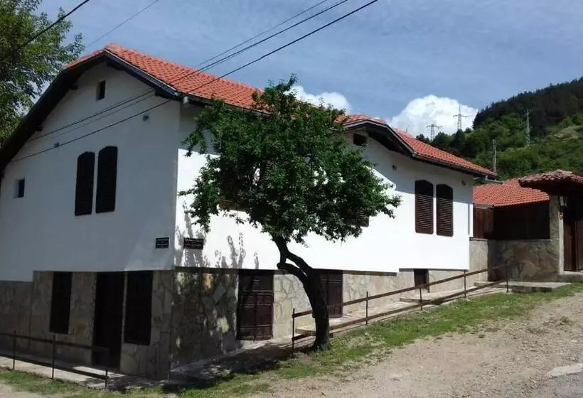 Majatalo къща за гости марияна