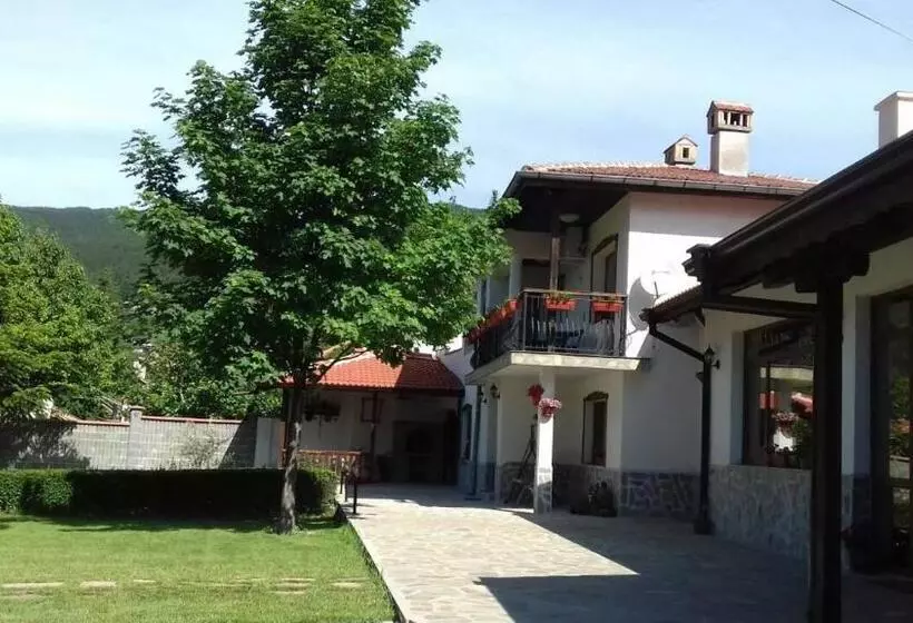 Majatalo къща за гости марияна