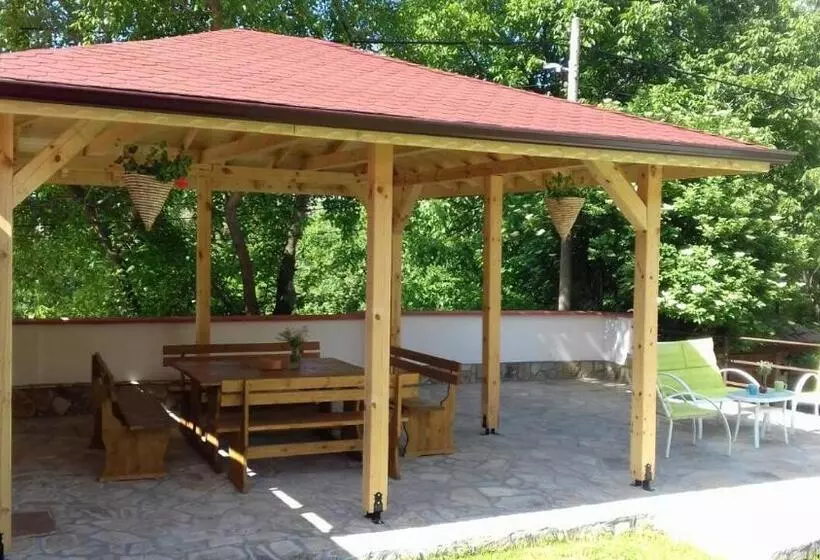 Majatalo къща за гости марияна