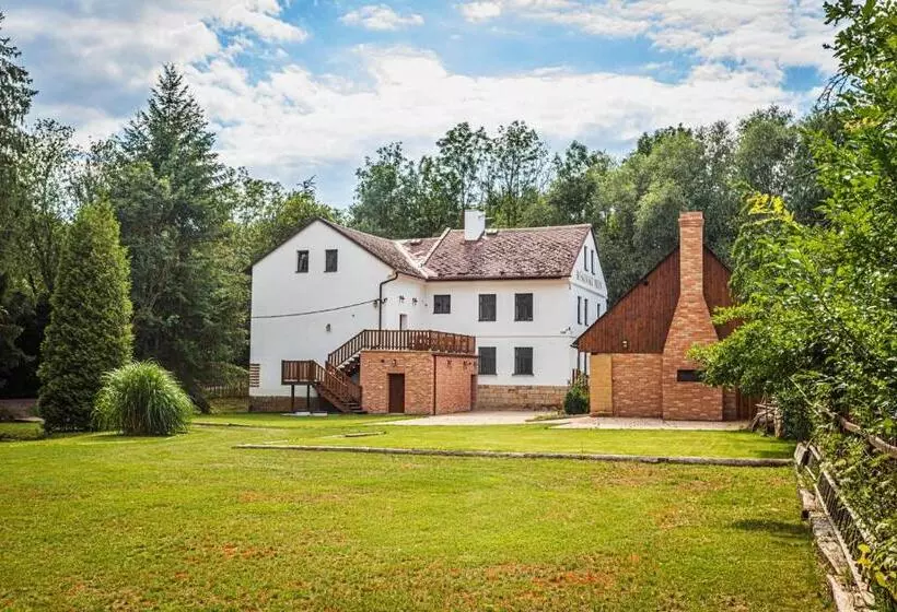 Majatalo Buškovský Mlýn 1580