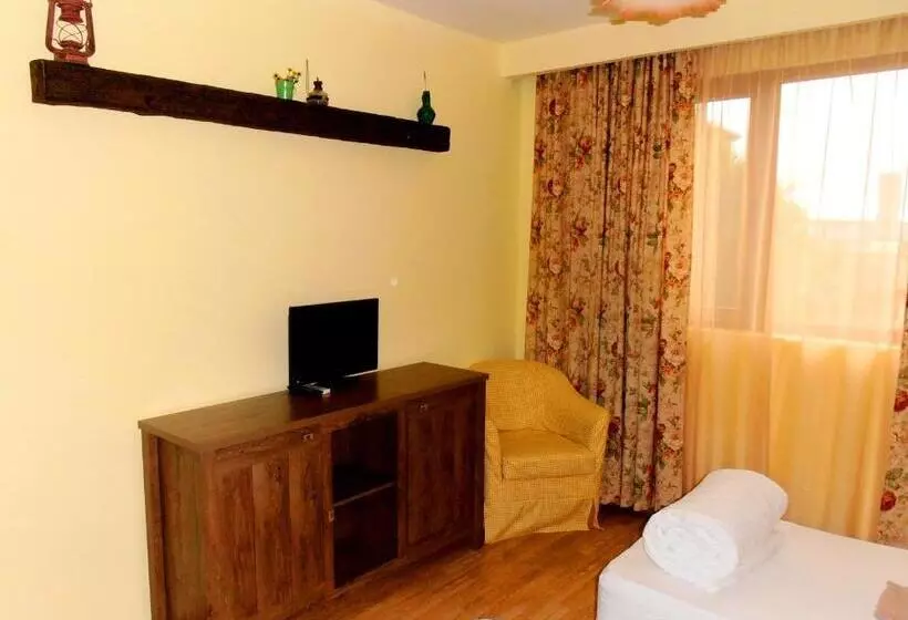 Majatalo Guest House Misha