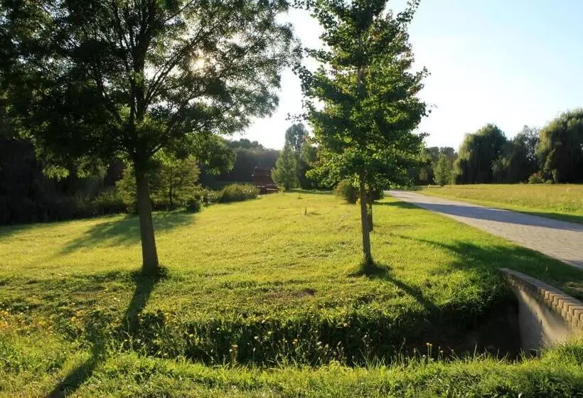 ペンション Gurudeva Bhavan