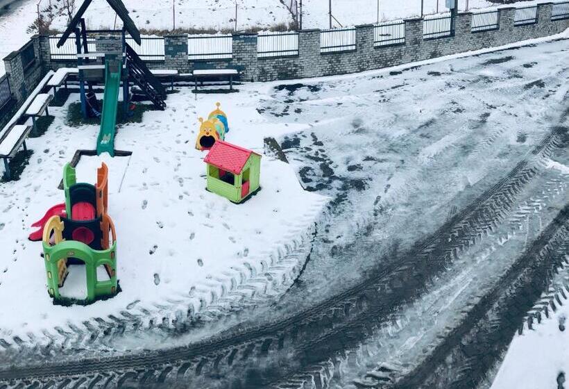 ペンション Penzión Prameň