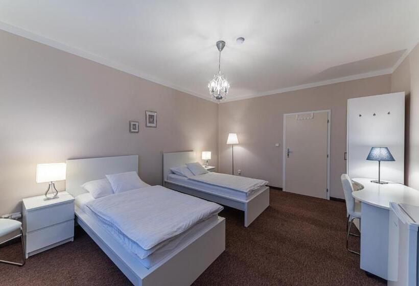 بنسيون Penzion Lomská Vyhlídka