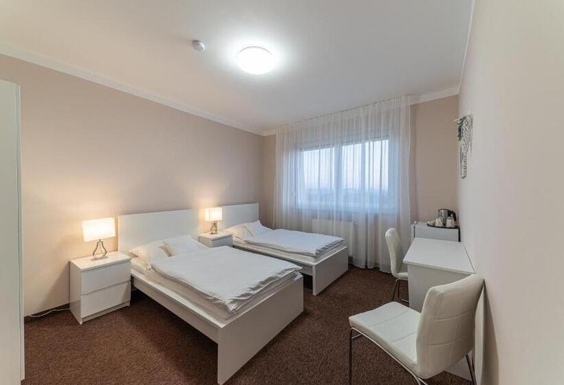 بنسيون Penzion Lomská Vyhlídka