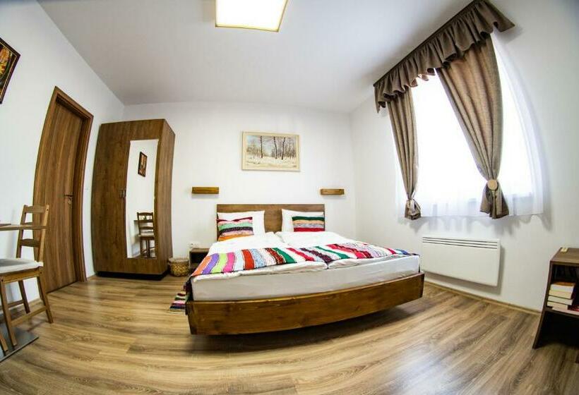 ペンション Tálas Major Vendégház