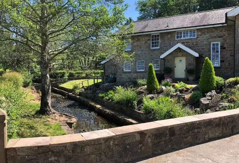 Picket Post House Bed & Breakfast