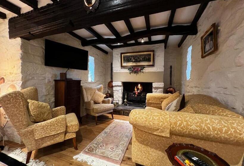 Picket Post House Bed & Breakfast