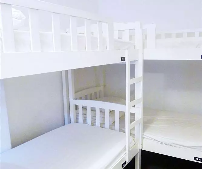 5footway.inn Project Bugis Hostel