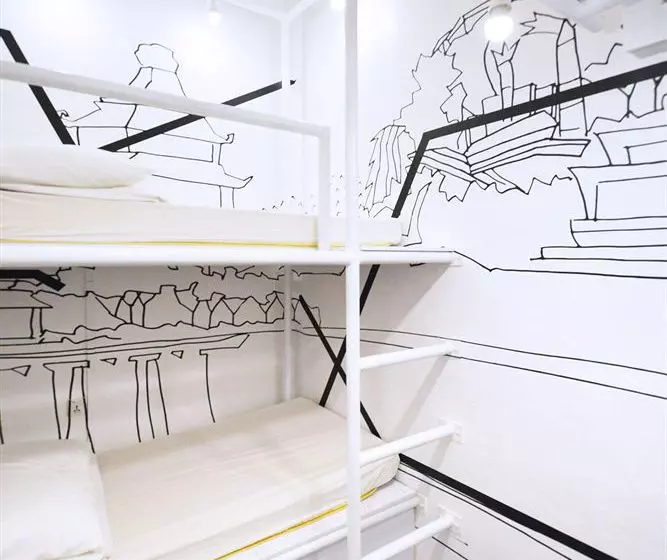 5footway.inn Project Bugis Hostel