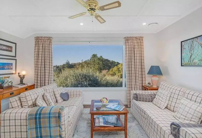 צימר Bayview Valley Lodge