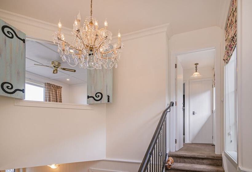 צימר Bayview Valley Lodge