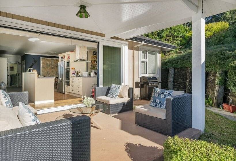 צימר Bayview Valley Lodge