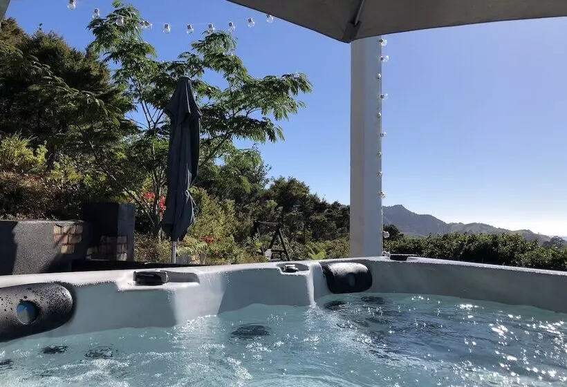 צימר Bayview Valley Lodge