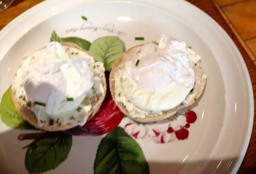 تختخواب و صبحانه Beechwood B And B