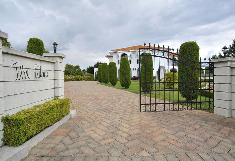 צימר The Pillars Retreat