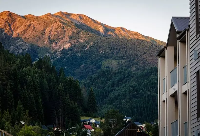 Clear Ridge Apartments