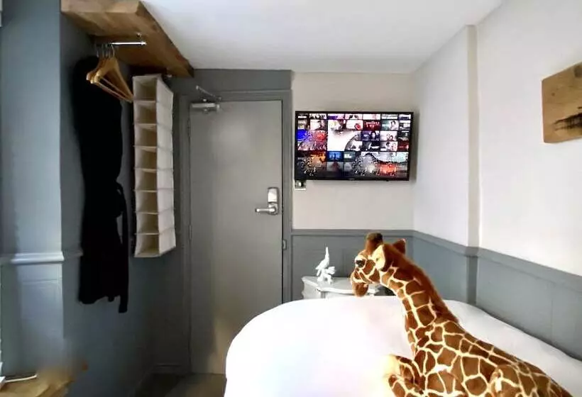 Отель 27 Brighton Guesthouse